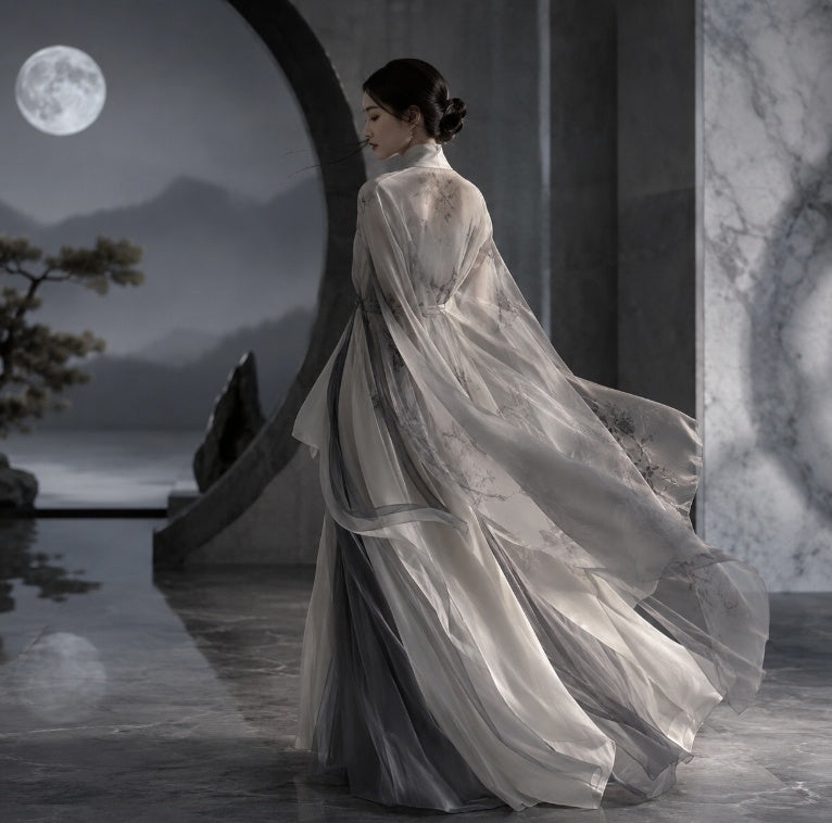 Moon Aesthetics vs Ordinary Style: What Makes It Different? Through Movement