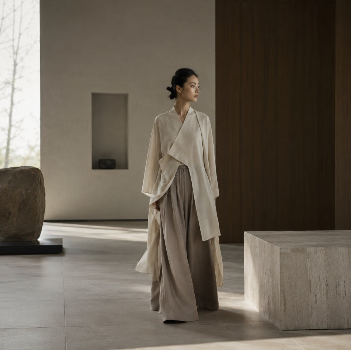 The Quiet Difference Between Eastern Aesthetic Fashion and Western minimalism