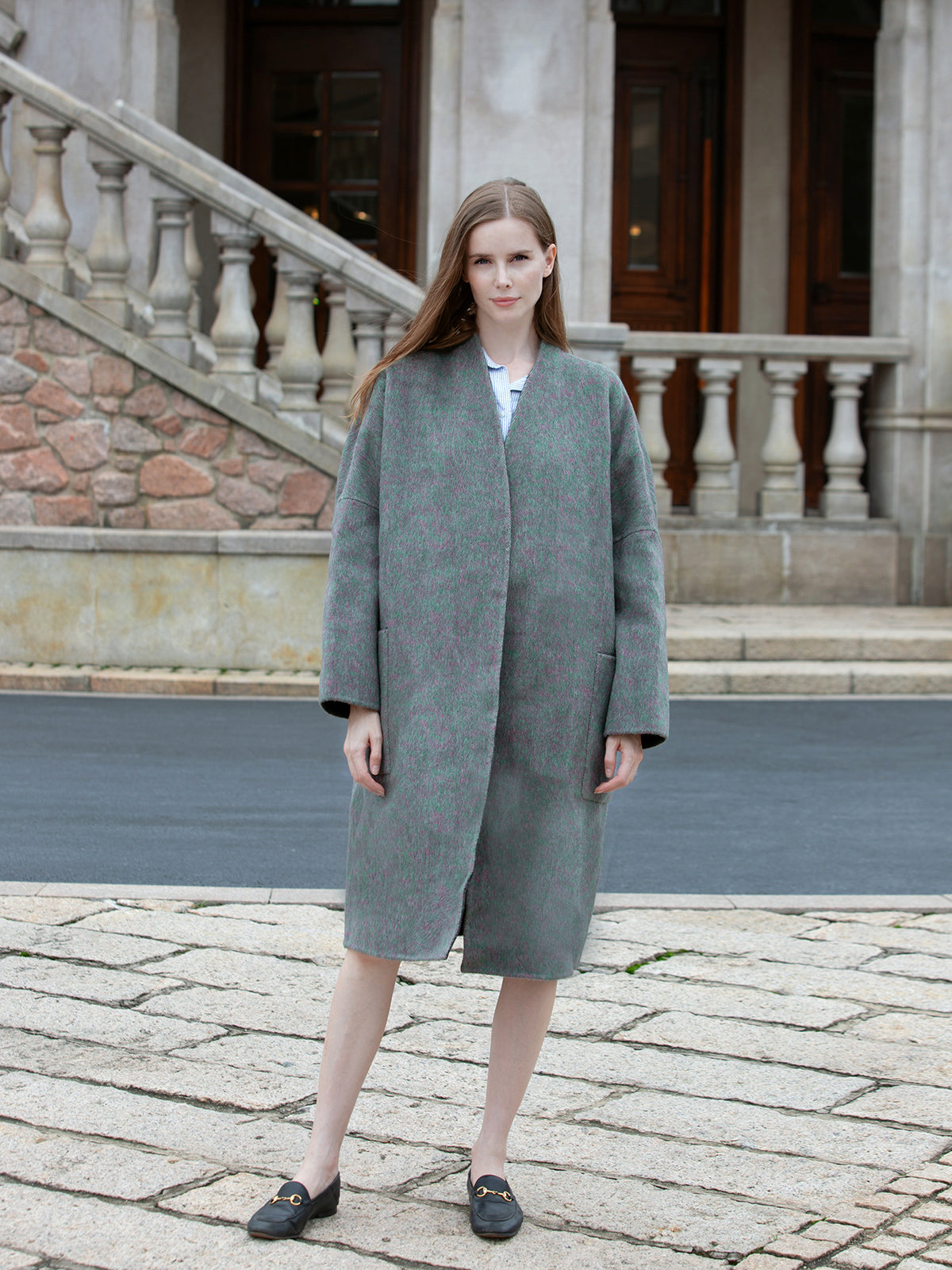 Wool coat with Oriental Panda Embroidery