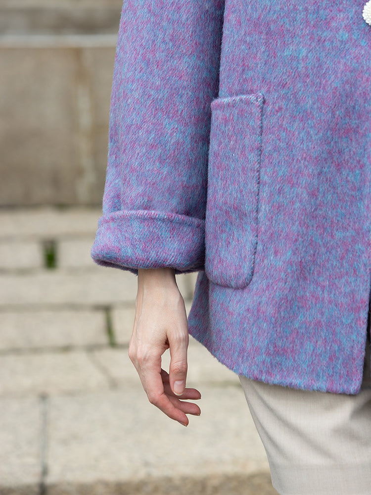 Wool  coat with Lace-Trimmed Collar