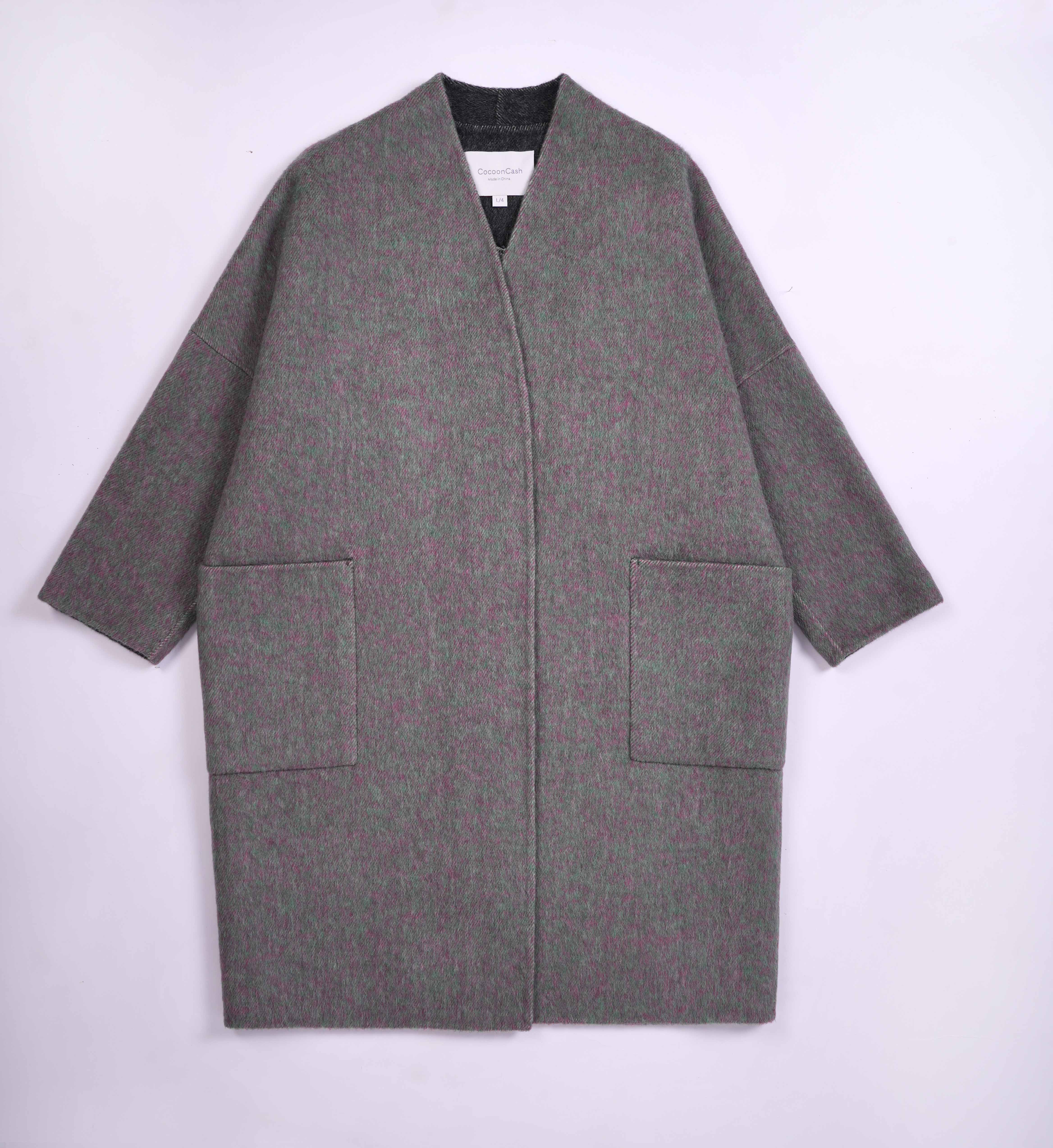 Wool coat with Oriental Panda Embroidery