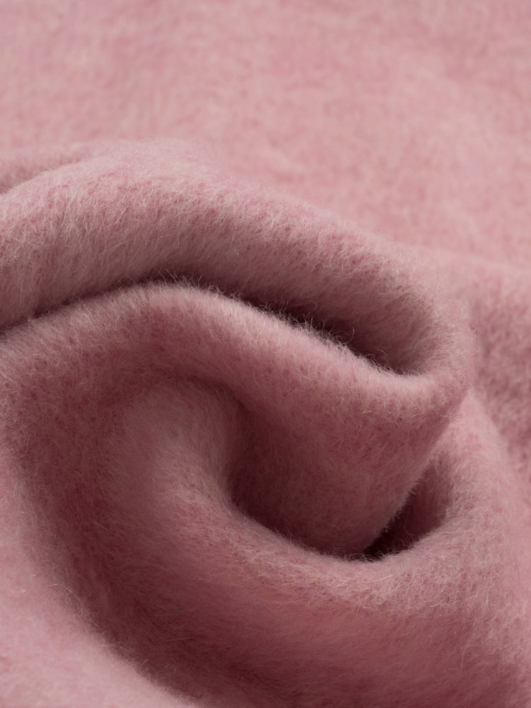 Wool coat with Eternal Rope Knot Buttons