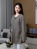 Wool coat with Exquisite Panda Embroidery