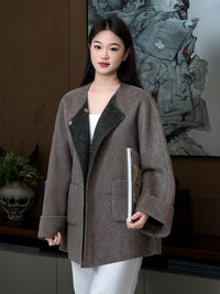 Wool coat with Exquisite Panda Embroidery