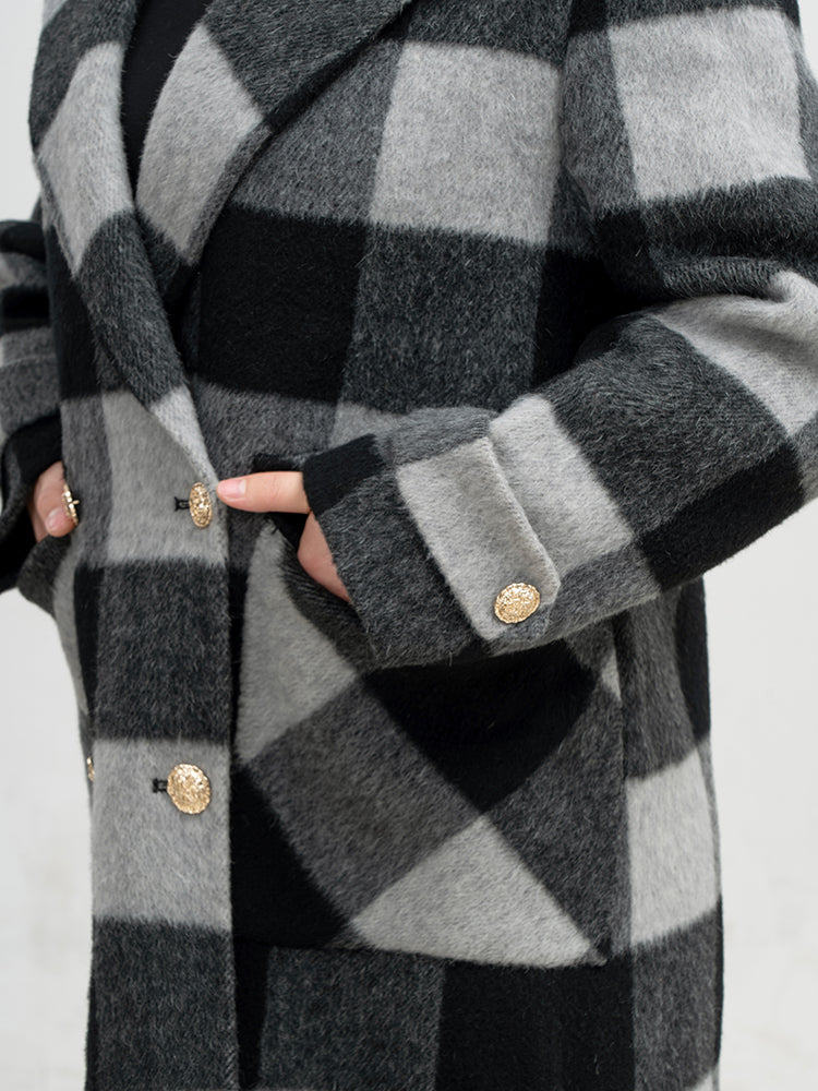 Wool coat women with Zebra Two-Tone Plaid