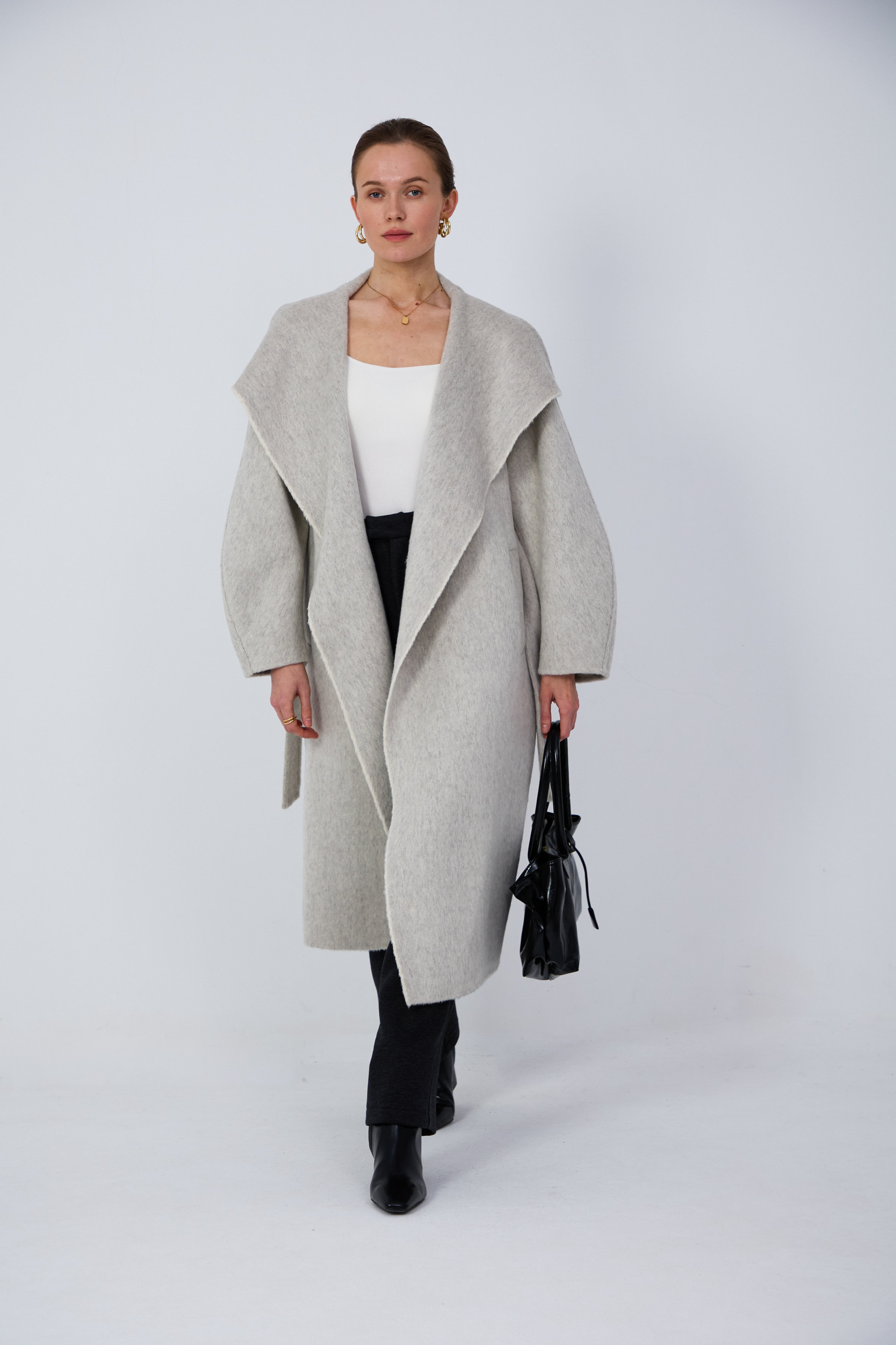 Wool coat with natural lining