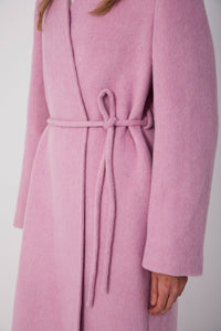 coats for women with refined taste