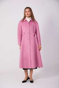 women coats with refined silhouette