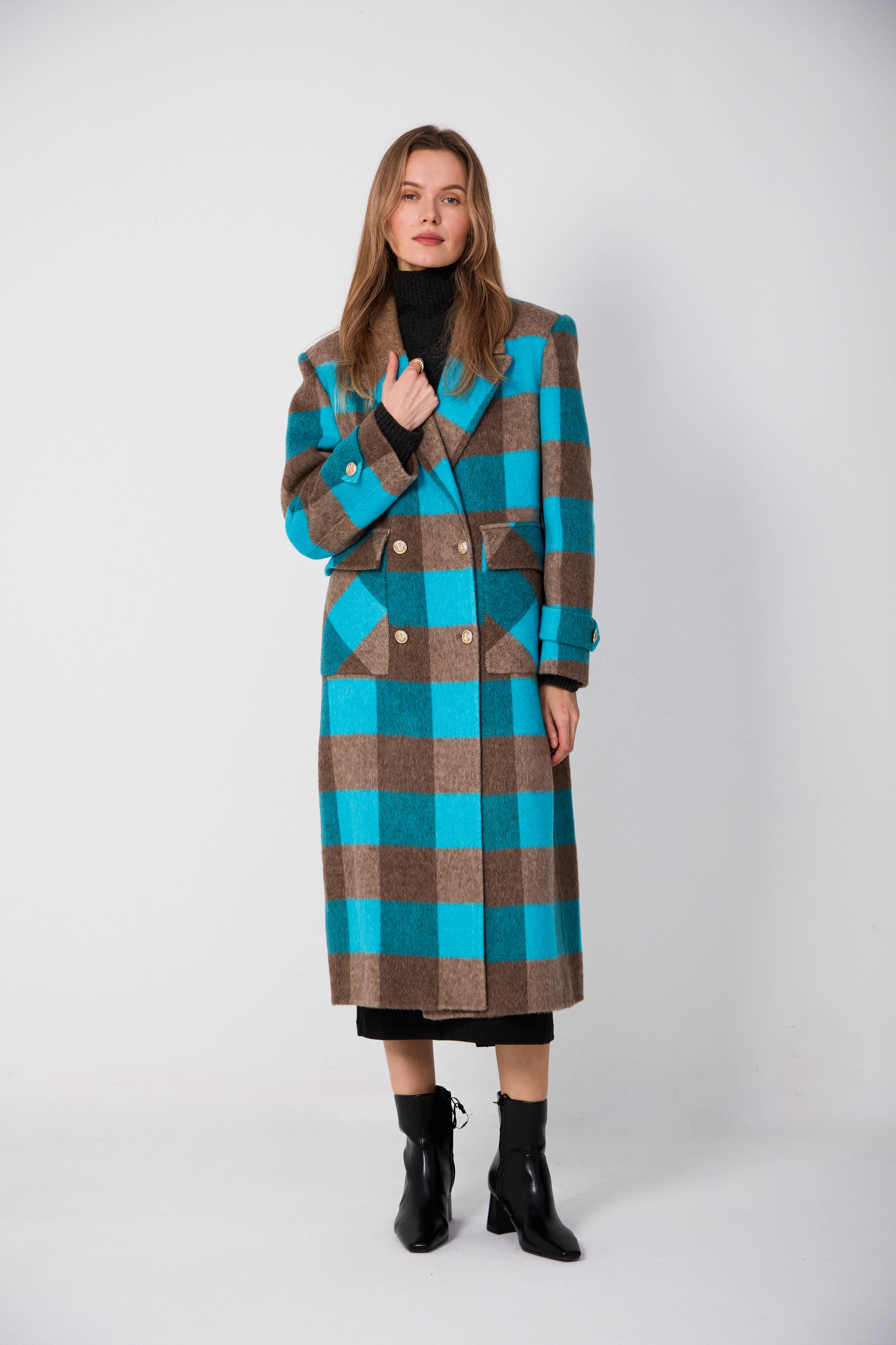 Women's Hand-Finished Wool Coats With 296 British Blue